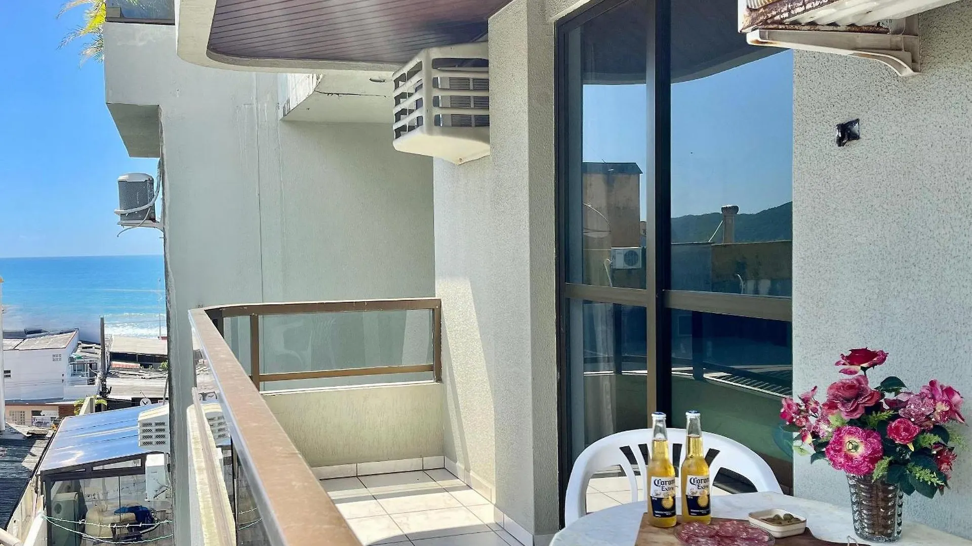 Localizacao Privilegiada Para Uma Estadia Incrivel- 6 Pessoas Bombinhas